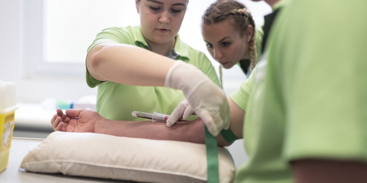 Formatore/trice di pratica con certificato FSEA